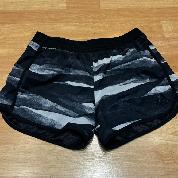 ADIDAS shorts - Picture 3 of 3